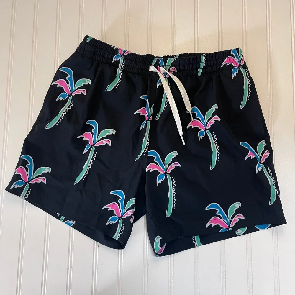 Chubbies Mens Swim Trunks Black Neon Palm Tree Print 5.5 Inch Inseam Small READ